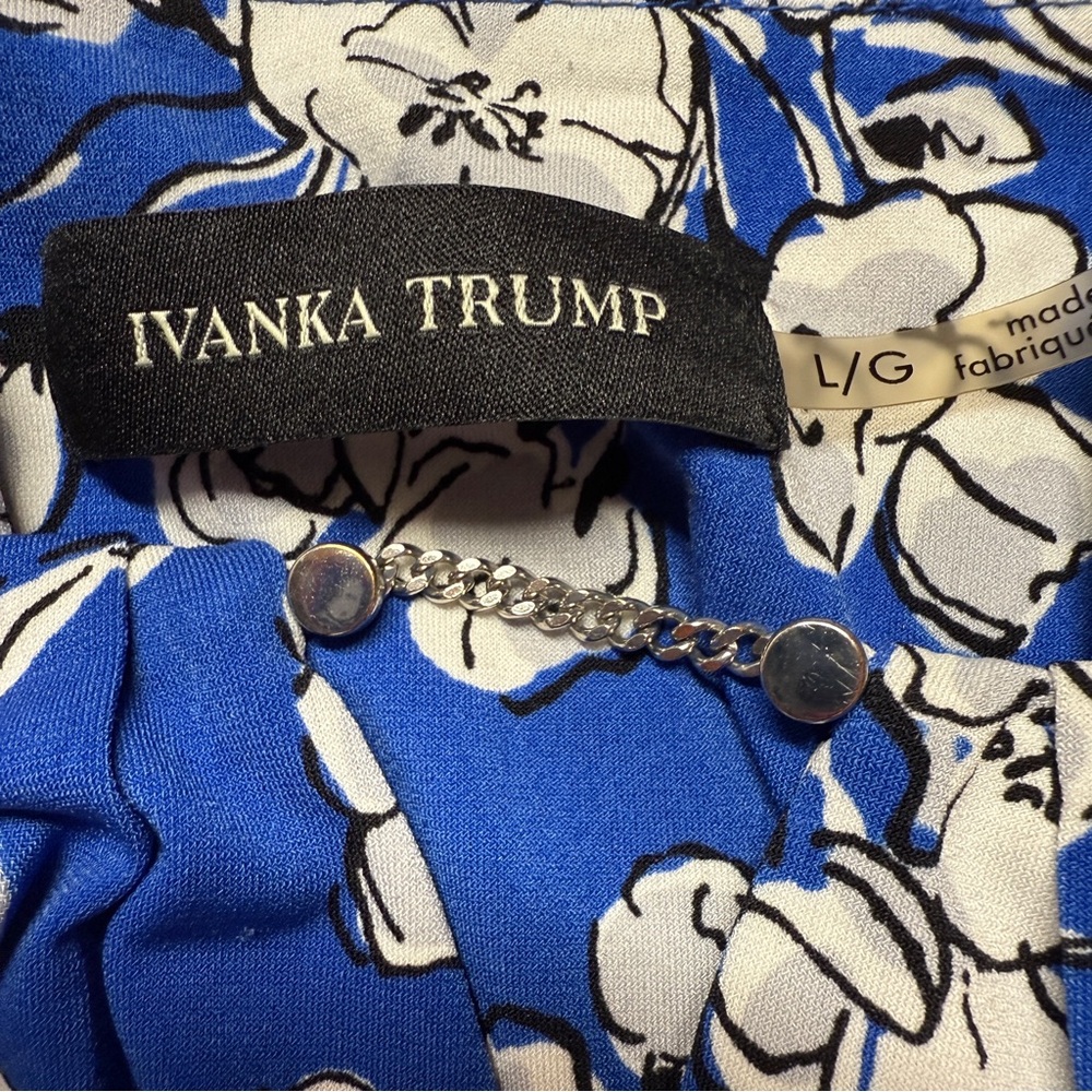 Ivanka Trump Floral Blue/White Sleeveless Career Blouse Keyhole Neck Size Large - Picture 6 of 16